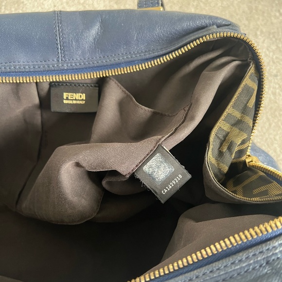 Vintage Fendi Lambskin Bag - Picture 8 of 16